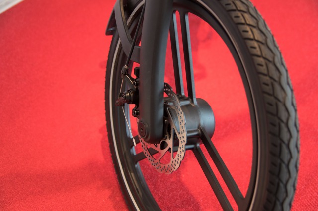 HONBIKE 前輪